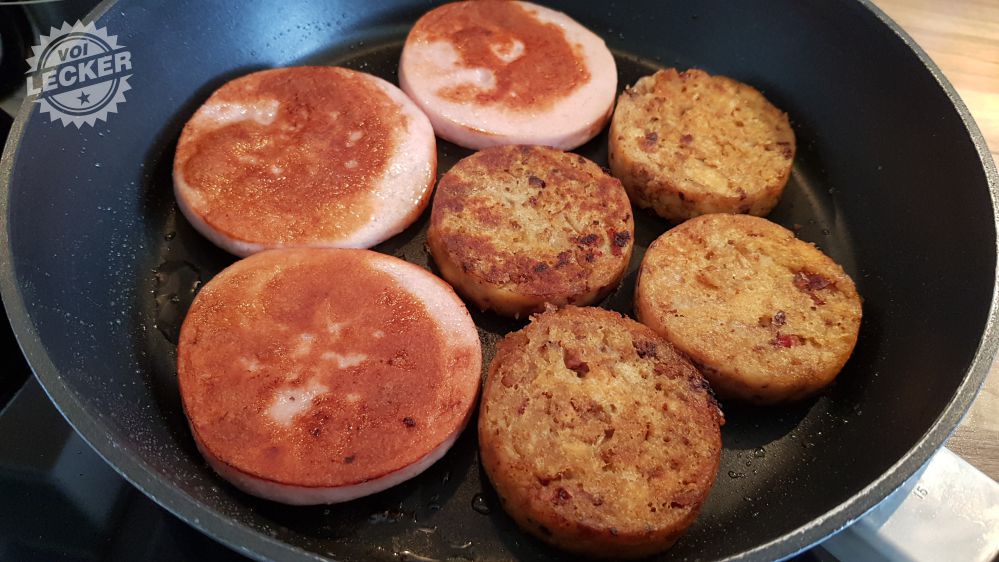 Knödel Burger mit Leberkäse Ei Rezept mit Knödel aus dem Glas