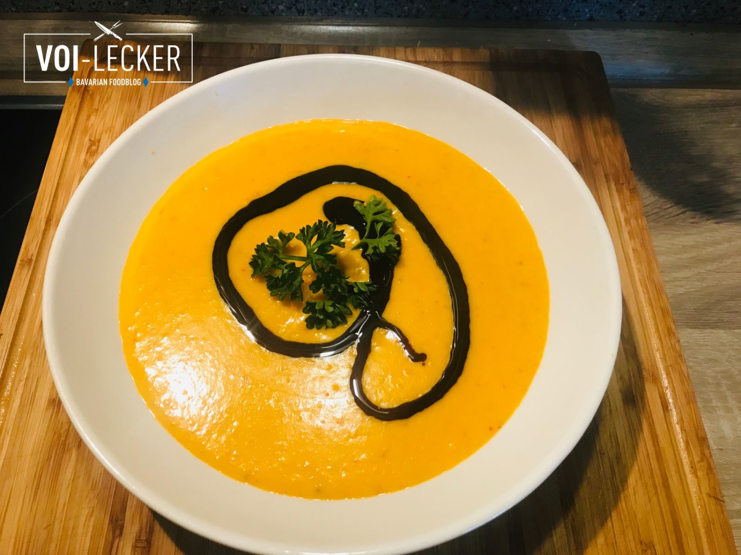 Rezept: Kürbiscremesuppe mit Kokosmilch und Ingwer