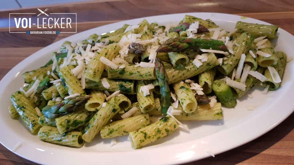 Rigatoni mit grünem Spargel – mit Grundrezept für Bärlauchpesto